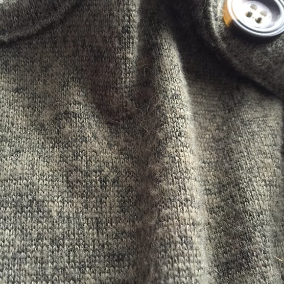 Olive Green Knit Top With Buttons Down Sleeve Sides Lily Morgan Size M - Picture 9 of 9